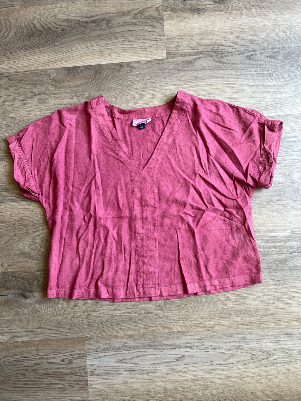 Universal Thread Cropped V-Neck Boxy Top - Rose Pink